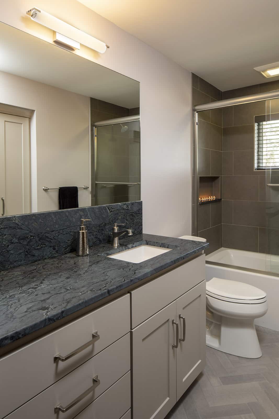 Main-Bath Bathroom Remodeling Saint Paul